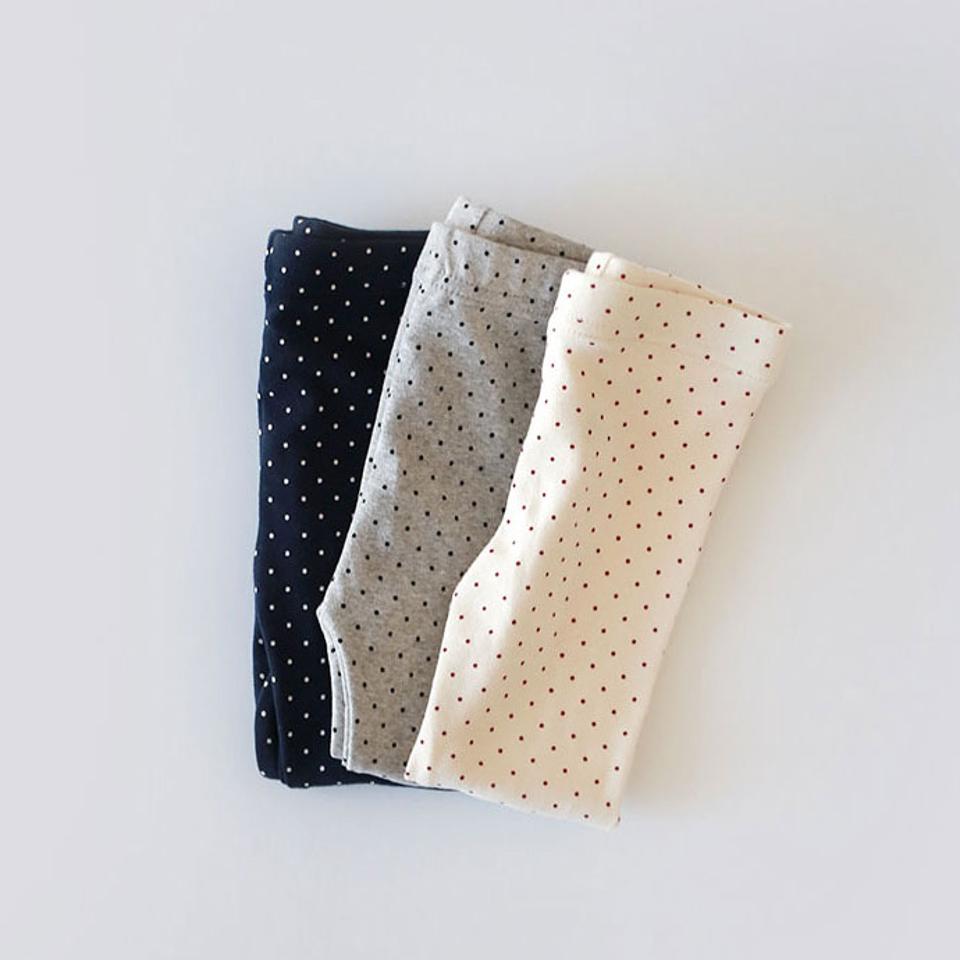 【只今20%OFF】ドットレギンス・u10945 キッズ【3~8才】【pt】【レギンス パンツ ズボン ロングパンツ ドット柄 カジュアル ラフ 女の子 男の子 秋 冬 韓国 韓国子供服 子供 こども 子供服 こども服】【KIDS】【SL】