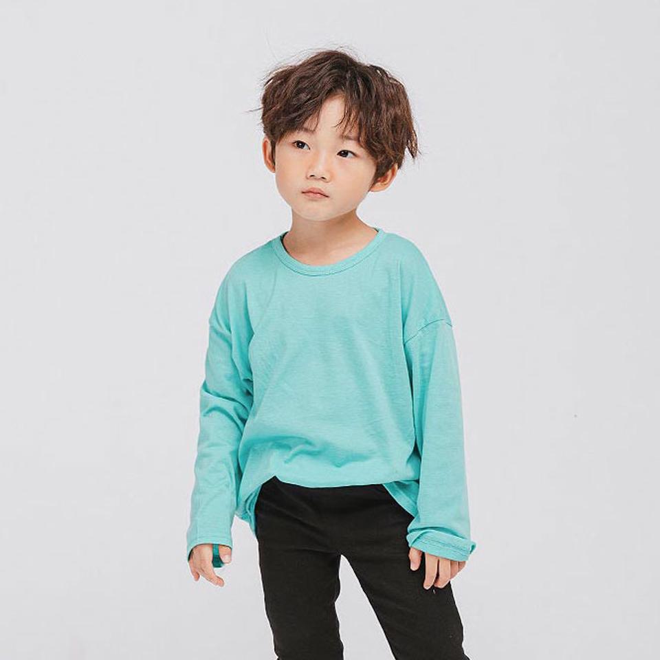 ベーシックソフトTシャツ・u10957 キッズ【3~8才】【tops】【トップス Tシャツ 長袖 ソフト 単色 無地 無地T ロンT シンプル ベーシック カジュアル ラフ 女の子 男の子 秋 冬 韓国 韓国子供服 子供 こども 子供服 こども服】【KIDS】