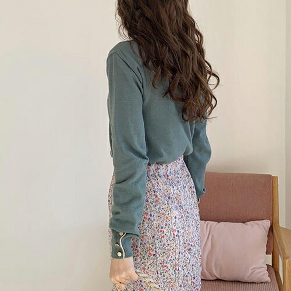 配色ラインニット・全4色・b66327 レディース 【tops】【トップス ニット ニットトップス 配色 大人 カジュアル ゴールドボタン 秋 冬 韓国 ファッション】【ハイホリHIHOLLI】