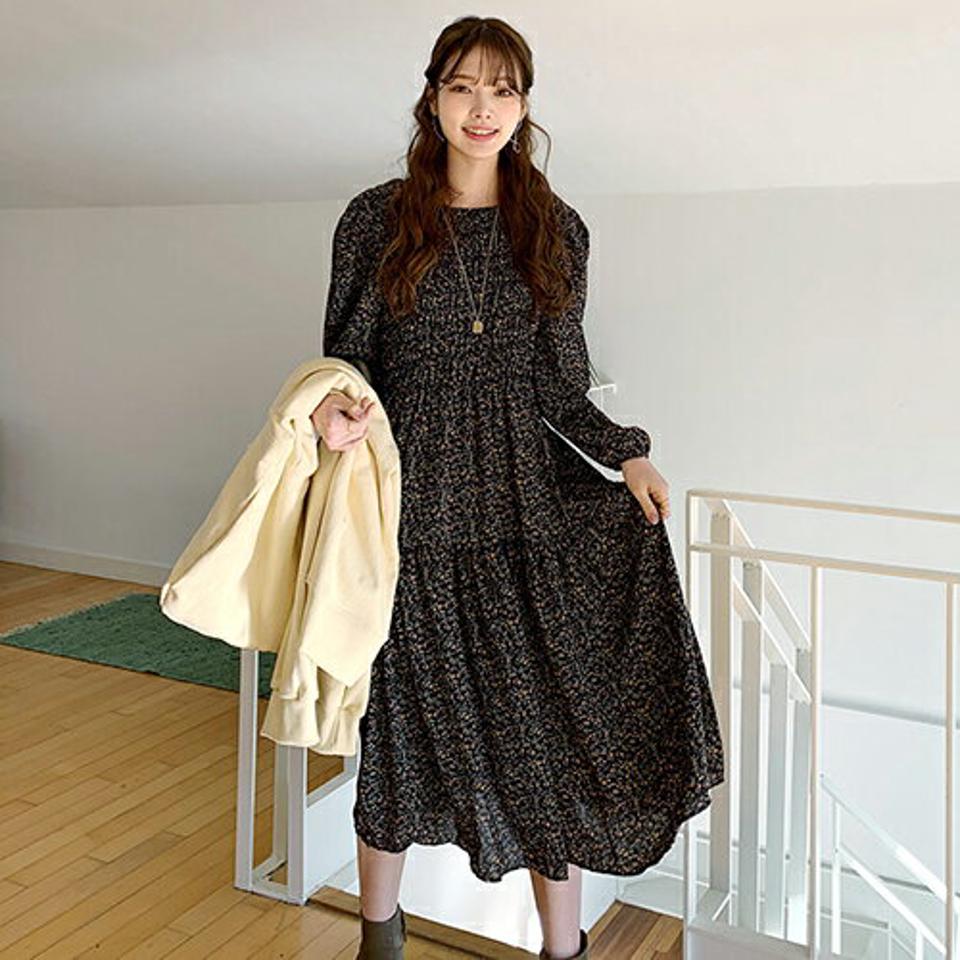 花柄シャーリングワンピース・全3色・t66329 レディース 【ops】【ワンピース ロング ロングワンピース 長袖 シャーリング 花柄 小花柄 袖コンシャス ボリューム袖 可愛い かわいい フェミニン 秋 冬 韓国 ファッション】【ハイホリHIHOLLI】