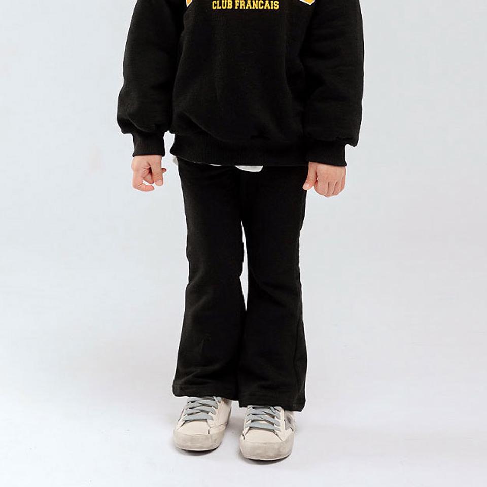 コットンブーツカットパンツ・u10939 キッズ【3~8才】【pt】【パンツ ズボン ロングパンツ 長ズボン ブーツカット コットン 綿 単色 無地 シンプル カジュアル 秋 冬 女の子 男の子 韓国 韓国子供服 子供 こども 子供服 こども服】【KIDS】