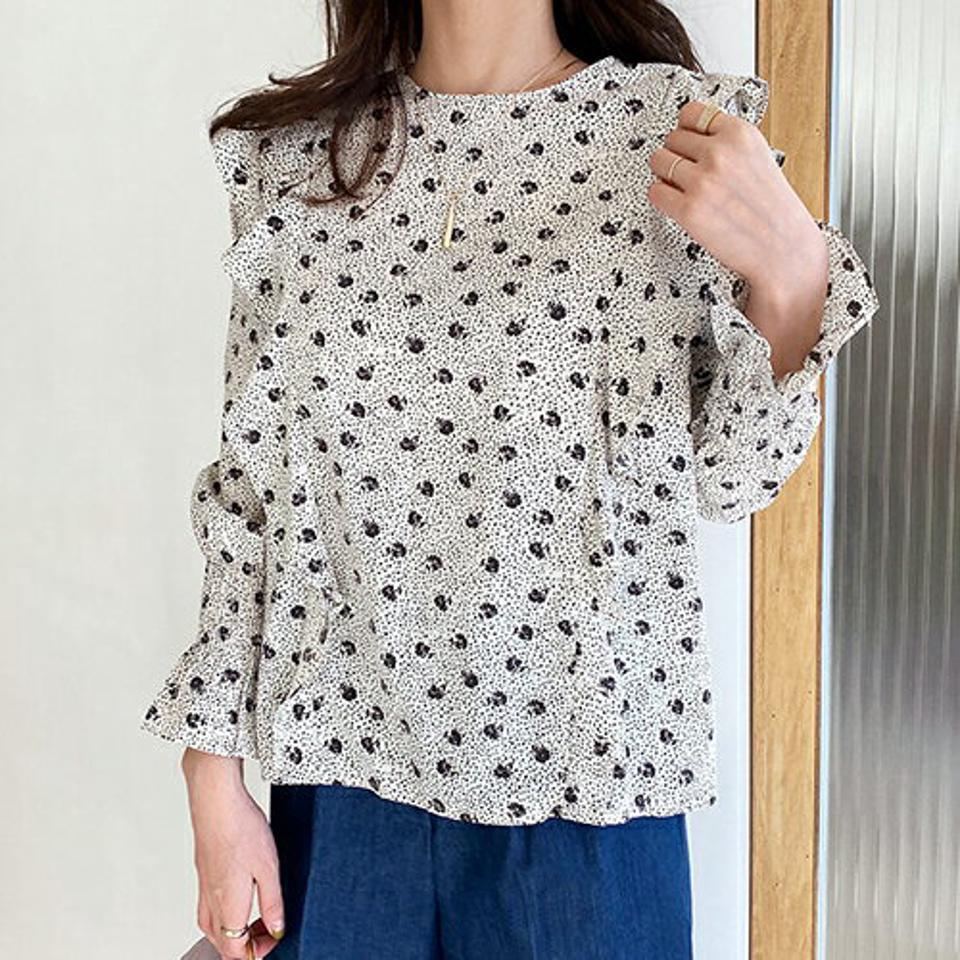 フリルポイントブラウス・全2色・b66334 レディース 【bl】【トップス ブラウス 長袖 花柄 フラワー フリル 可愛い かわいい ガーリー フリルブラウス 秋 冬 韓国 ファッション】【ハイホリHIHOLLI】