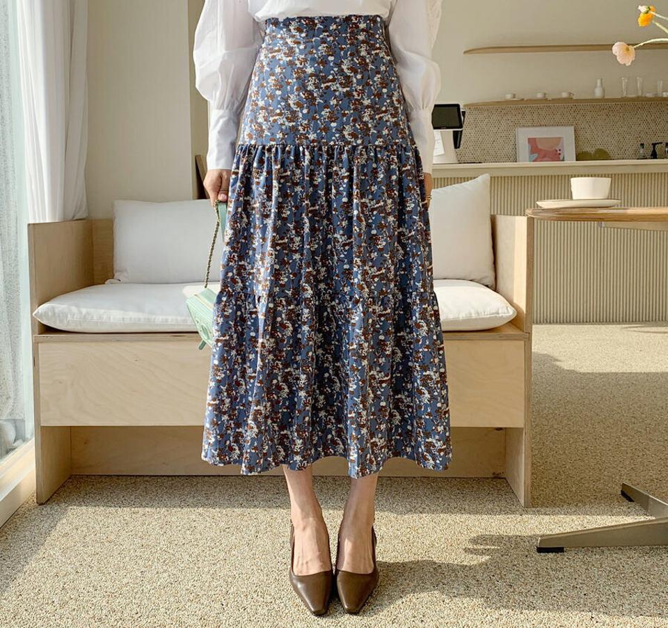 花柄ティアードスカート・全2色・b62559 レディース 【sk】【韓国 ファッション ボトムス スカート ロング Aライン 花柄 ティアード バックゴム サイドジップ 上品 フェミニン シンプル スリム 体型カーバー 細身 ベーシック デイリー カジュアル 秋 冬】