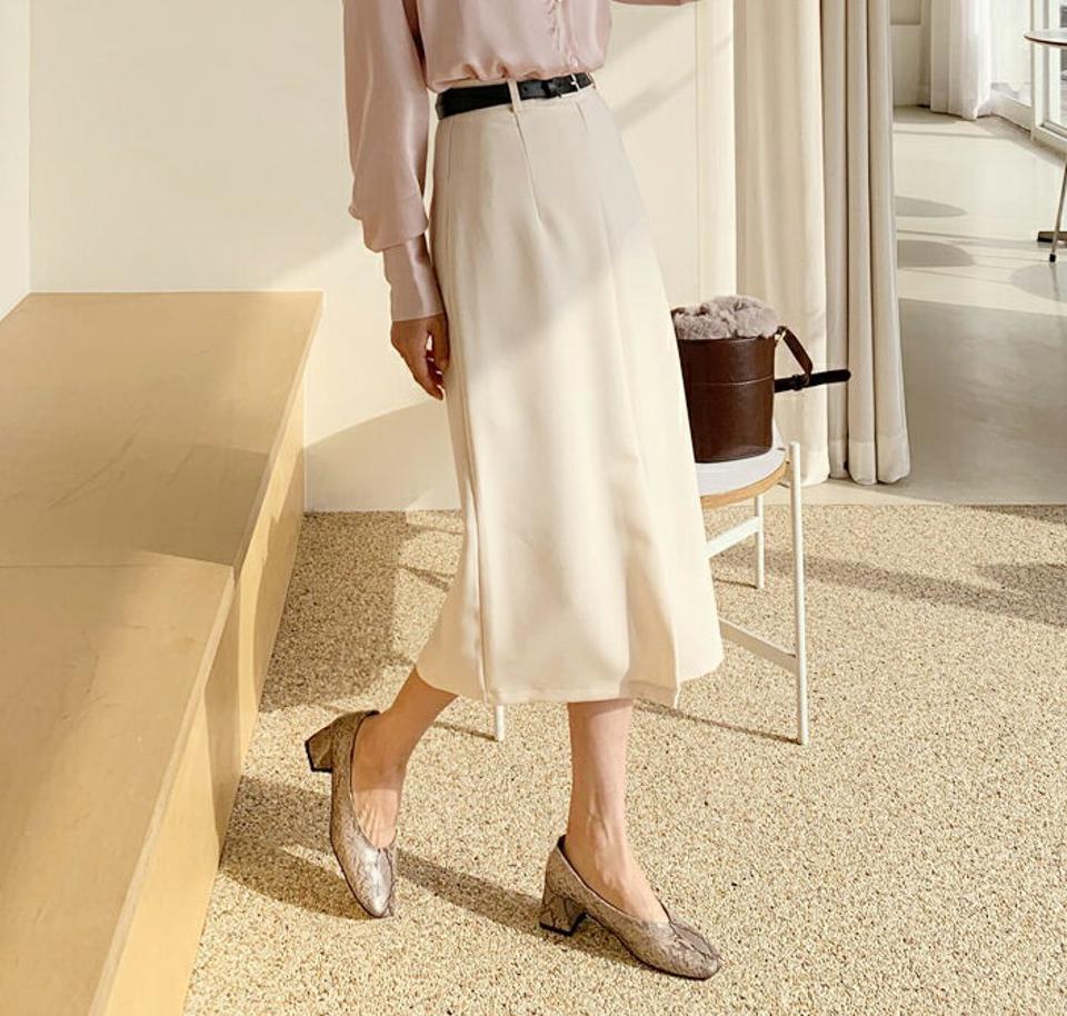 ベルト付Hラインスカート・全2色・t62558 レディース 【sk】【韓国 ファッション ボトムス スカート ロング Hライン ダーツ ユニーク バックファスナー 上品 フェミニン シンプル スリム 体型カーバー 細身 ベーシック デイリー カジュアル 秋 冬】