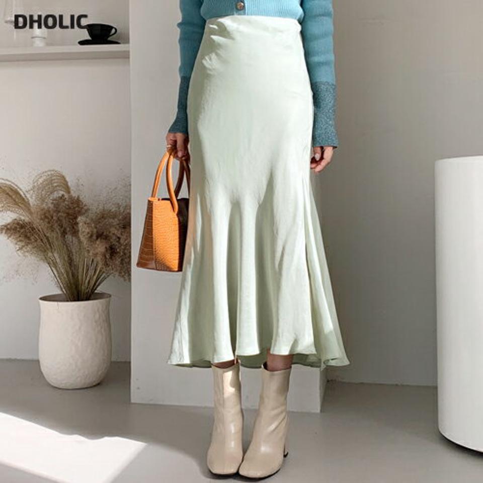 フレアスリットスカート・全4色・b64859 レディース 【sk】【韓国 ファッション ボトムス スカート ロング フレア 光沢 ハイウエスト バックゴム 上品 フェミニン シンプル スリム 体型カーバー 細身 ベーシック デイリー カジュアル 秋 冬】