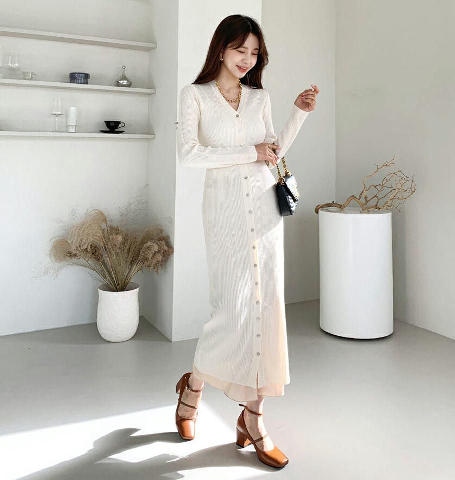 【只今10%OFF】リブボタンワンピース・全5色・b64841 レディース 【ops】【韓国 ファッション ワンピース ロング ロングワンピース 長袖 Vネック ボタン デコルテ スリム フィット 体型カバー フェミニン 上品 ベーシック シンプル カジュアル 秋 冬】