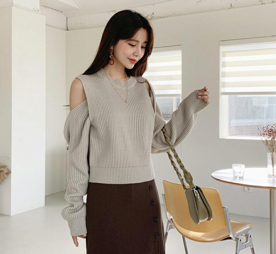 ラウンドユニークニット・全4色・t64836 レディース 【tops】【韓国 ファッション トップス ニット 長袖 ぼわん袖 ラウンドネック アンバランス やわらかい ユニーク 細身 体型カーバー デイリー ベーシック カジュアル シンプル カジュアル 秋 冬】