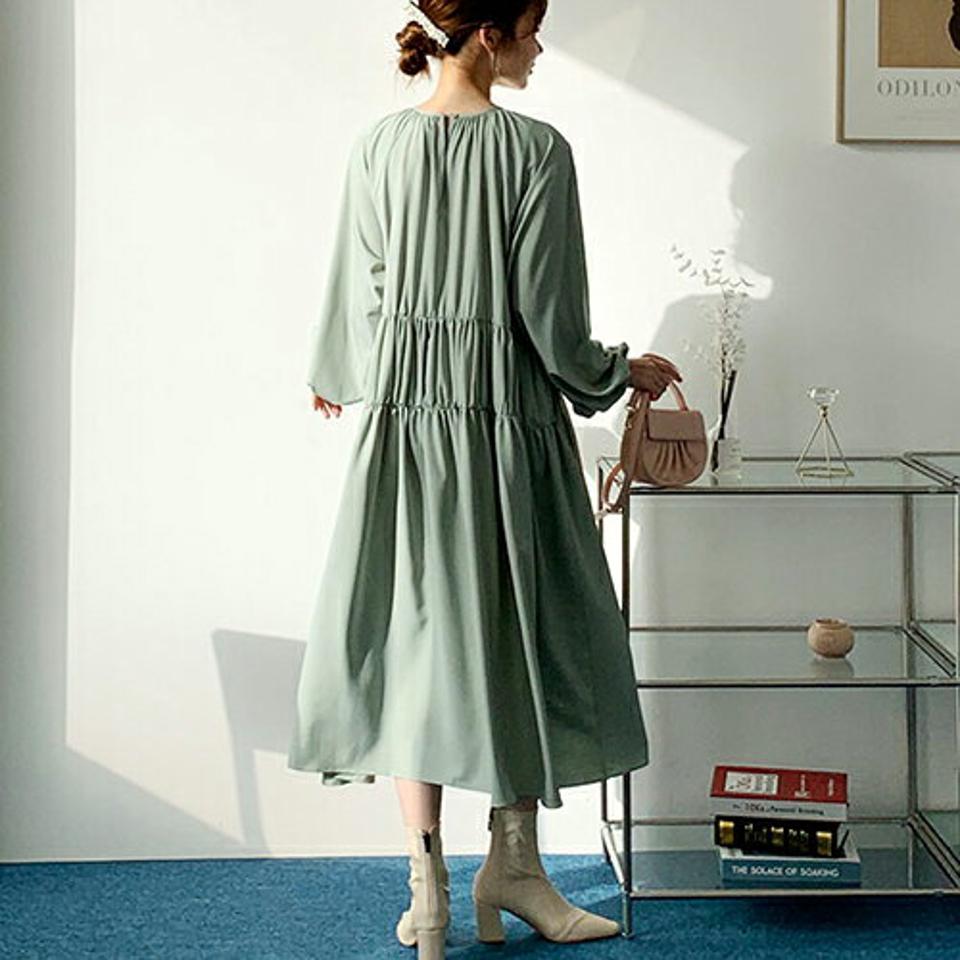 ラウンドギャザーワンピース・全3色・b66505 レディース 【ops】【ワンピース ロング ロングワンピース ギャザー 長袖 単色 無地 シンプル フェミニン ナチュラル シンプル ゆったり 体型カバー 秋 冬 韓国 ファッション】【ハイホリHIHOLLI】