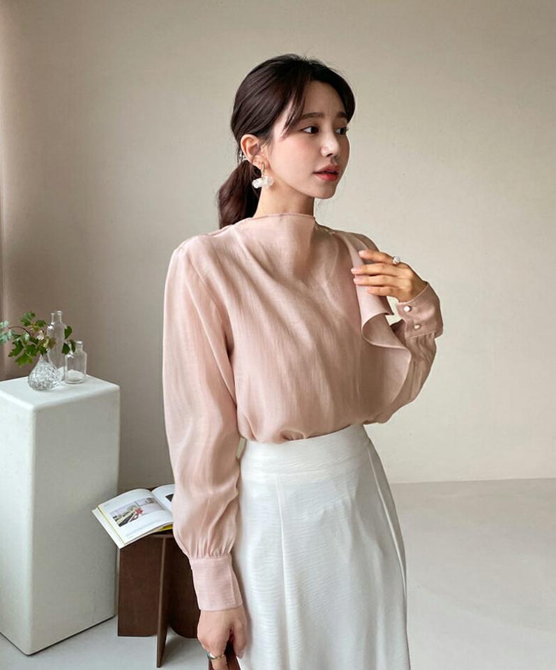 シアーラッフルブラウス・全2色・b61475 レディース 【bl】【韓国 ファッション トップス ブラウス 長袖 Vネック ラッフ パール調 シースルー 体型カバー ルーズ　ゆったり 上品 ベーシック フェミニン カジュアル 無地 デイリー カジュアル 秋 冬】
