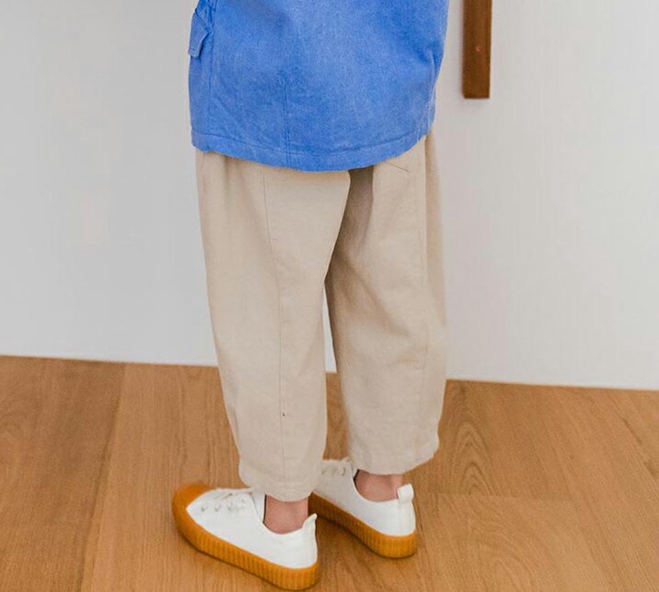 タックワイドパンツ・u10997 キッズ【3~8才】【pt】【パンツ ロングパンツ ズボン 長ズボン タック ワイド ワイドパンツ 単色 無地 シンプル カジュアル 女の子 男の子 秋 冬 韓国 韓国子供服 子供 こども 子供服 こども服】【KIDS】