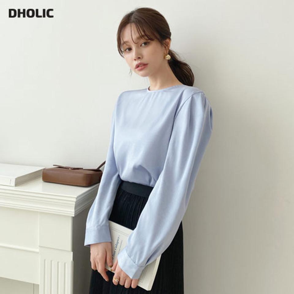 バックボタンサテンブラウス・全4色・t66406 レディース 【bl】【トップス ブラウス 長袖 サテン サテンブラウス 単色 無地 シンプル 可愛い かわいい 光沢 フェミニン 秋 冬 韓国 ファッション】【ハイホリHIHOLLI】