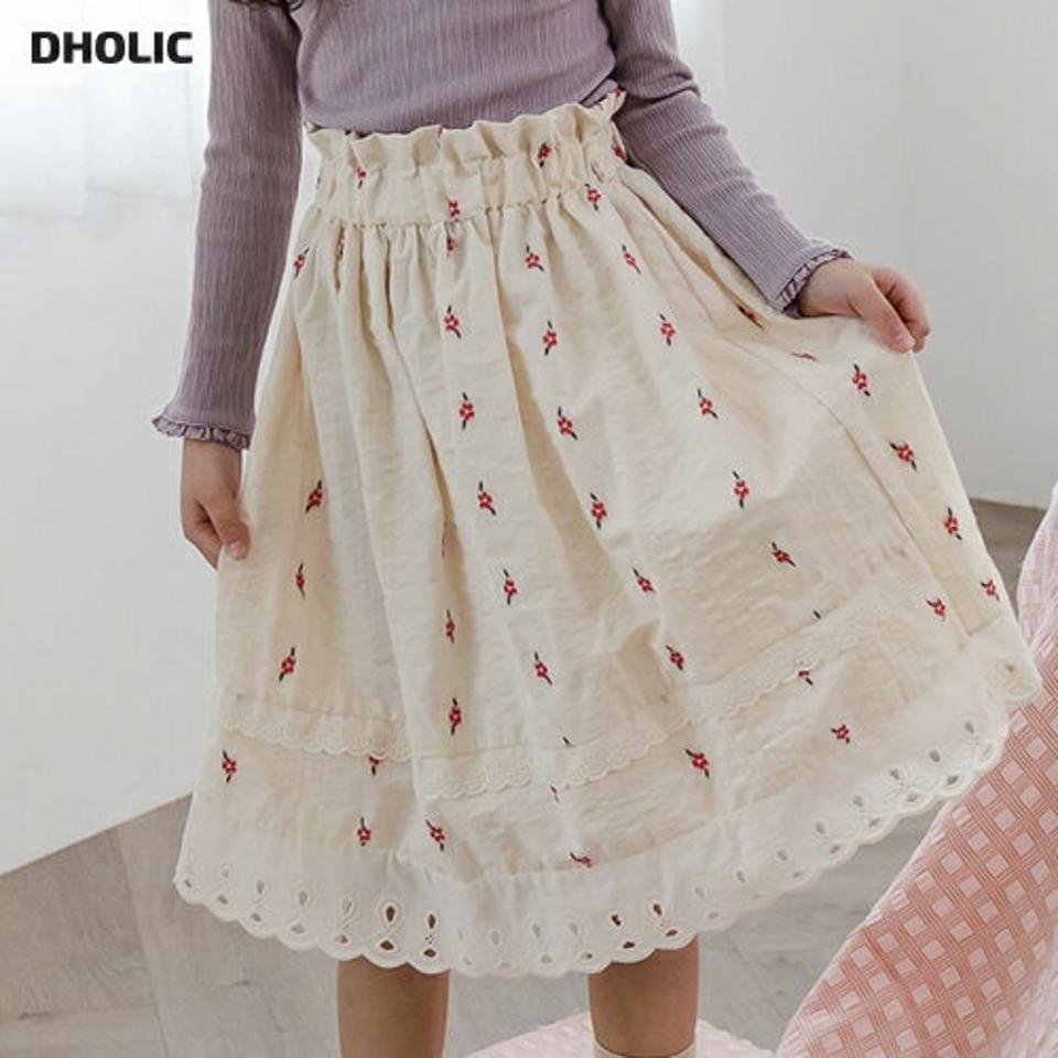 フラワーレーススカート・u11002 キッズ【3~8才】【sk】【スカート ミディ丈 ミディスカート 花柄 フラワー レース 可愛い かわいい 女の子 秋 冬 韓国 韓国子供服 子供 こども 子供服 こども服】【KIDS】