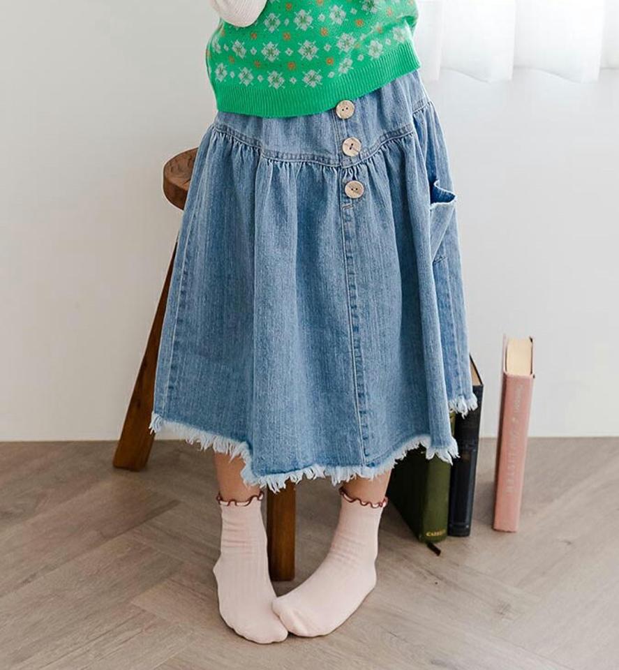 フロントボタンデニムスカート・u11000 キッズ【3~8才】【sk】【スカート ロング ロングスカート デニム デニムスカート フリンジ カジュアル 女の子 秋 冬 韓国 韓国子供服 子供 こども 子供服 こども服】【KIDS】