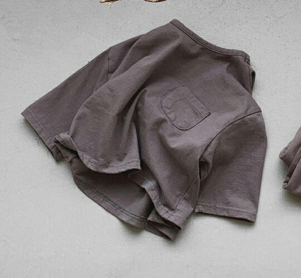 2TYPEポケットTシャツ・u10998 キッズ【3~8才】【tops】【トップス Tシャツ 長袖 ロンT ボーダー柄 単色 無地 シンプル カジュアル ラフ 女の子 男の子 秋 冬 韓国 韓国子供服 子供 こども 子供服 こども服】【KIDS】