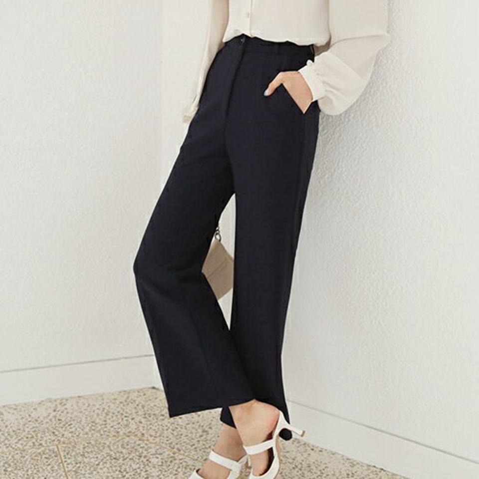 ストレートスラックス・全3色・t66535 レディース 【pt】【スラックス パンツ ズボン ロングパンツ ストレート ストレートパンツ 単色 無地 シンプル ベーシック 大人 オフィスカジュアル 秋 冬 韓国 ファッション】【ハイホリHIHOLLI】