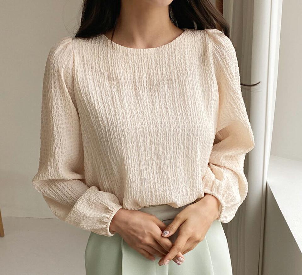 リンクルブラウス・全3色・t62849 レディース 【bl】【韓国 ファッション トップス ブラウス 長袖 ラウンドネック ギャザー 上品 ベーシック フェミニン カジュアル デイリー 無地 カジュアル 秋 冬】