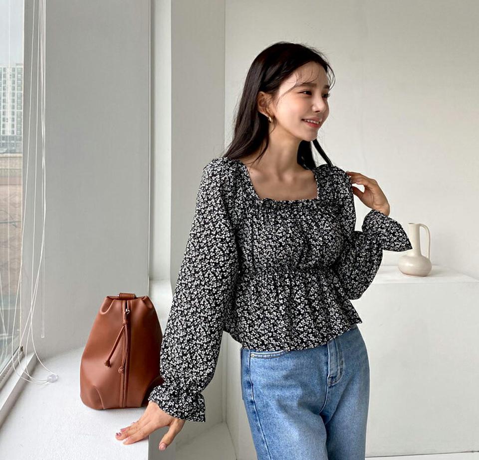 スクエアネック花柄ブラウス・全3色・t62866 レディース 【bl】【韓国 ファッション トップス ブラウス 長袖 スクエアネック デコルテ ゴムディテール クロップド丈 ボリューム 上品 ベーシック フェミニン カジュアル デイリー カジュアル 秋 冬】【fw】