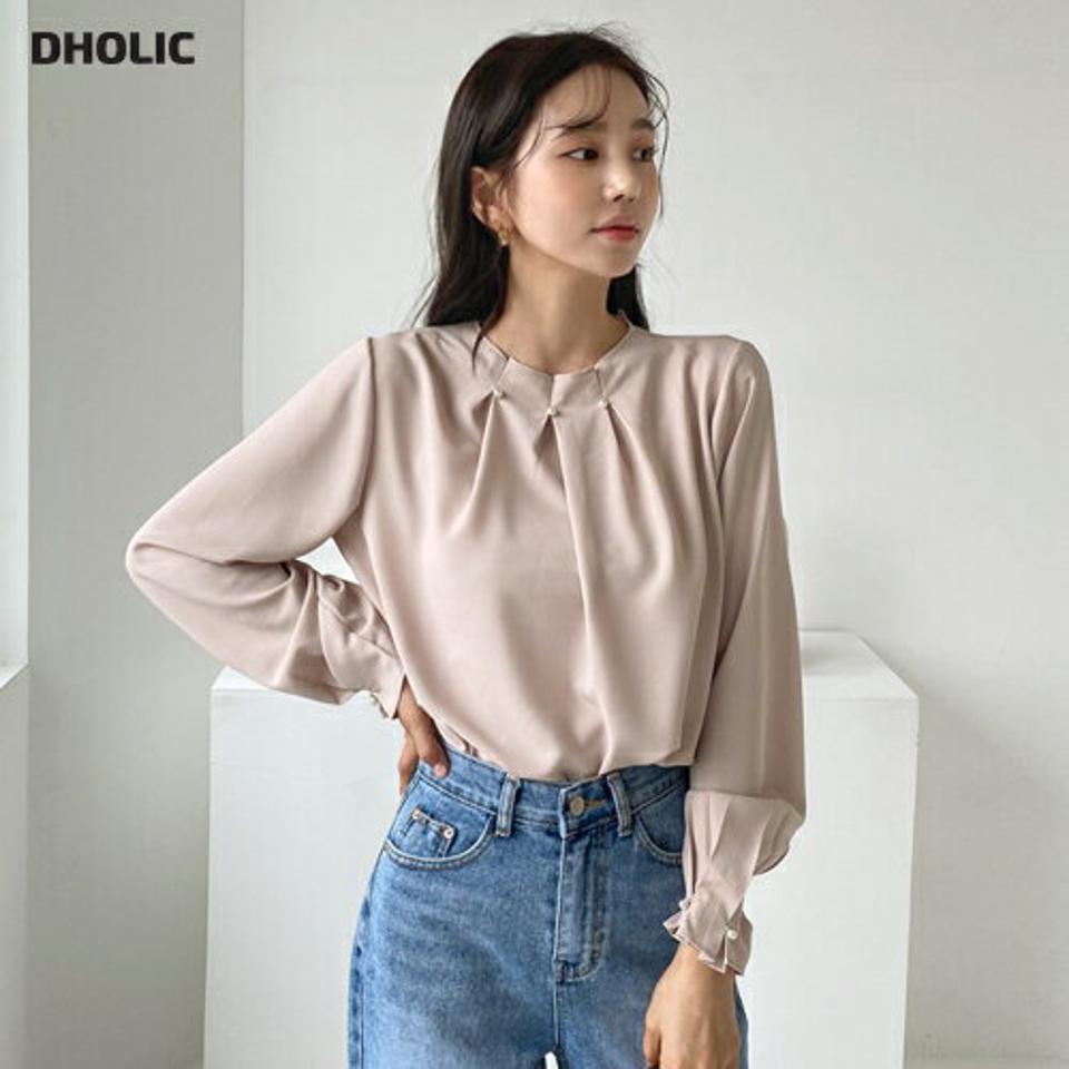 【只今10%OFF】タックパールブラウス・全4色・62818 レディース 【bl】【韓国 ファッション トップス ブラウス 長袖 ハーフネック 高級感 パール 上品 ベーシック フェミニン カジュアル デイリー カジュアル 秋 冬】