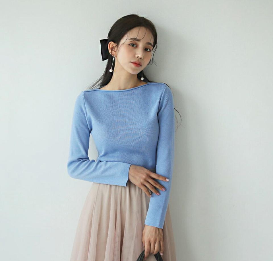 ボートネックニット・全6色・t62827 レディース 【tops】韓国ファッション トップス ニット 長袖 ぼわん袖 ボートネック デコルテ やわらかい ユニーク カラーニット パステル 細身 デイリー ベーシック シンプル 秋 冬248 年上