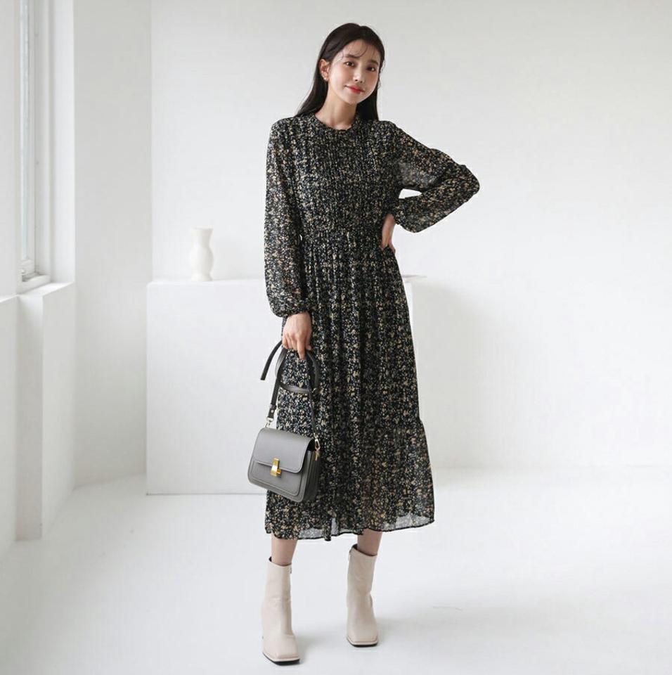 花柄ピンタックワンピース・全2色・b62870 レディース 【ops】【韓国 ファッション ワンピース ロング ロングワンピース 長袖 フリルネック 花柄 フラワー 体型カバー フェミニン 上品 ベーシック シンプル カジュアル 秋 冬】