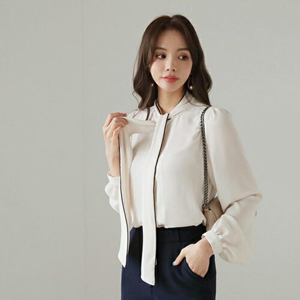 パイピングリボンブラウス・全3色・t66534 レディース 【bl】トップス ブラウス 長袖 シフォン シフォンブラウス リボン りぼん パイピング モダン シック 大人 きれいめ ボウタイ デコラティブ オケージョン 秋 冬 韓国ファッション ハイホリHIHOLLI
