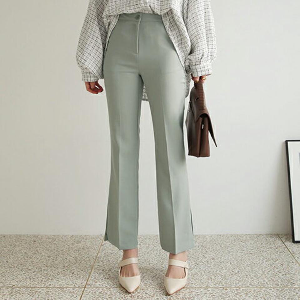 サイドスリットスラックス・全4色・t66538 レディース 【pt】 スラックス パンツ ズボン ロングパンツ スリット 単色 無地 シンプル ベーシック 大人 オフィスカジュアル きれいめ 秋 冬 韓国 ファッション ハイホリHIHOLLI