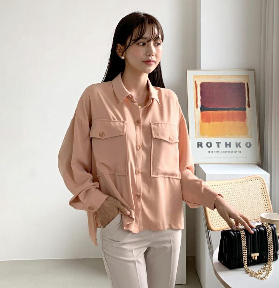 ポケットボタンブラウス・全3色・t56717 レディース 【bl】【韓国 ファッション トップス ブラウス 長袖 シャツブラウス ダブルポケット アンバランス丈 スリット ルーズ ゆったり 無地 上品 ベーシック フェミニン カジュアル デイリー カジュアル 秋 冬】