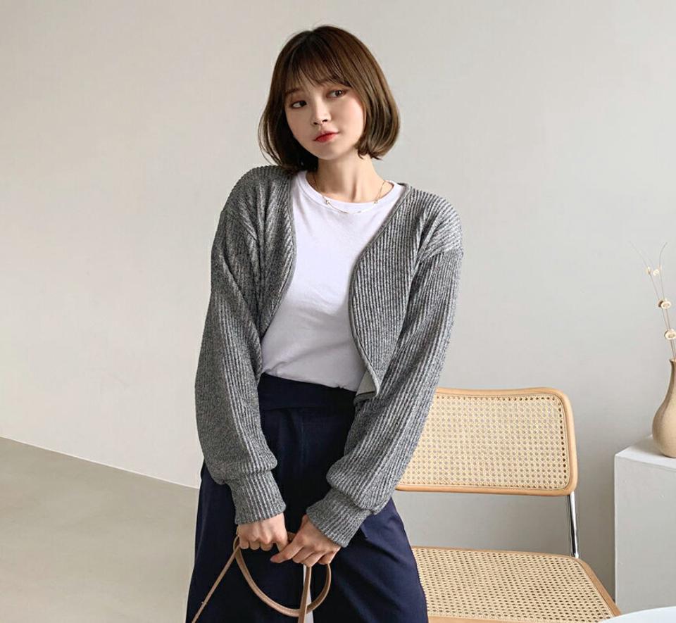 Tシャツ&カーディガンSET・全4色・t56750 レディース 【cd】【韓国 ファッション カーディガン カーデ 長袖 セット ラウンドカット Tシャツ ラウンドネック 半袖 スリム 無地 ベーシック 上品 大人 カジュアル 秋 冬】