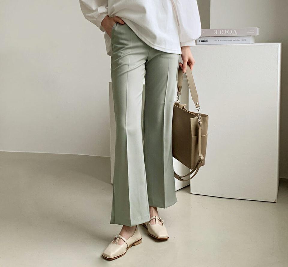 スリットロングスラックス・全4色・t56734 レディース 【pt】 韓国ファッション ボトムス パンツ ロング スラックス セミブーツカット サイドポケット ベルトループ スリム フィット 細身 ストレート カラーパンツ フルレングス 無地 カジュアル 秋 冬 クリスマス