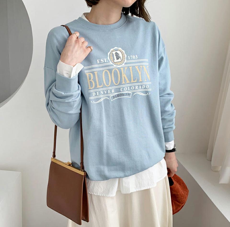 レタリングスウェット・全4色・t56707 レディース 【tops】【韓国 ファッション トップス スウェット Tシャツ カットソー 長袖 ラウンドネック 無地 ルーズ ゆったり デイリー ベーシック カジュアル レタリング カジュアル 秋 冬】