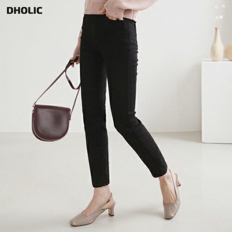 ブラックスキニーパンツ・全1色・t56762 レディース 【pt】【韓国 ファッション ボトムス パンツ ロング スキニー シック スリム 美脚 細身 フィット ストレート 10分丈 十分丈 ベーシック カジュアル カジュアル 秋 冬】