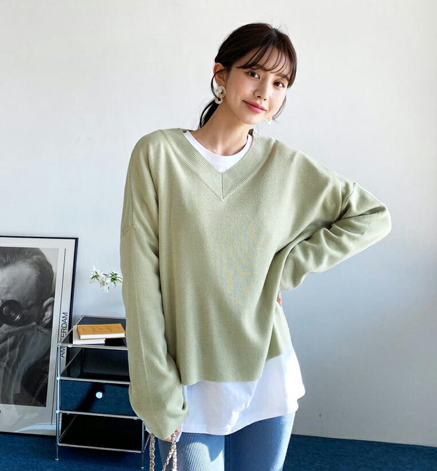 Vネックスリットニット・全5色・t62606 レディース 【tops】【韓国 ファッション トップス ニット 長袖 ぼわん袖 デコルテ Vネック ルーズフィット ゆったり　細身 体型カーバー デイリー ベーシック カジュアル シンプル カジュアル 秋 冬】