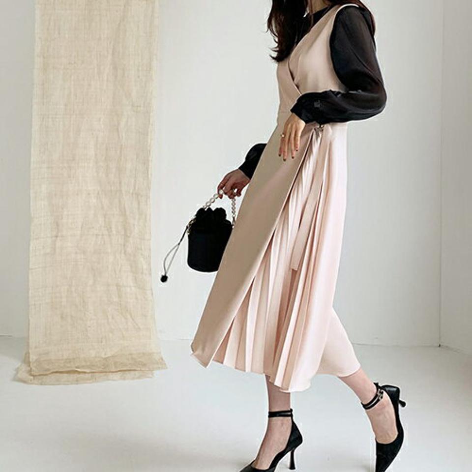 プリーツラップワンピース・全2色・t66634 レディース 【ops】【ワンピース ロング ロングワンピース スリーブレス ノースリーブ プリーツ ラップワンピース ラップデザイン 韓国 ファッション】【ハイホリHIHOLLI】