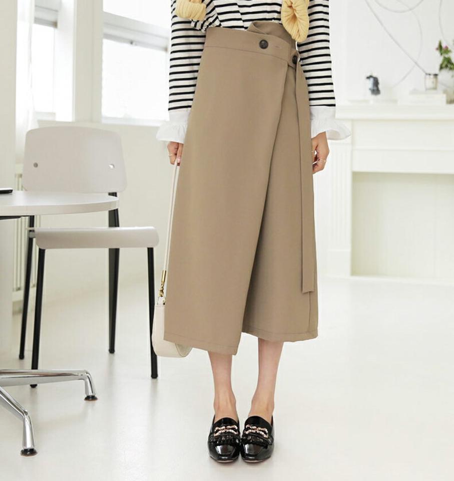 ボタンストラップスカート・全3色・t64866 レディース 【sk】【韓国 ファッション ボトムス スカート ロング Aライン ラップ アンバランス ユニーク ダーツ ストラップ 上品 細身 カジュアル フェミニン シンプル スリム 体型カーバー カジュアル 秋 冬】