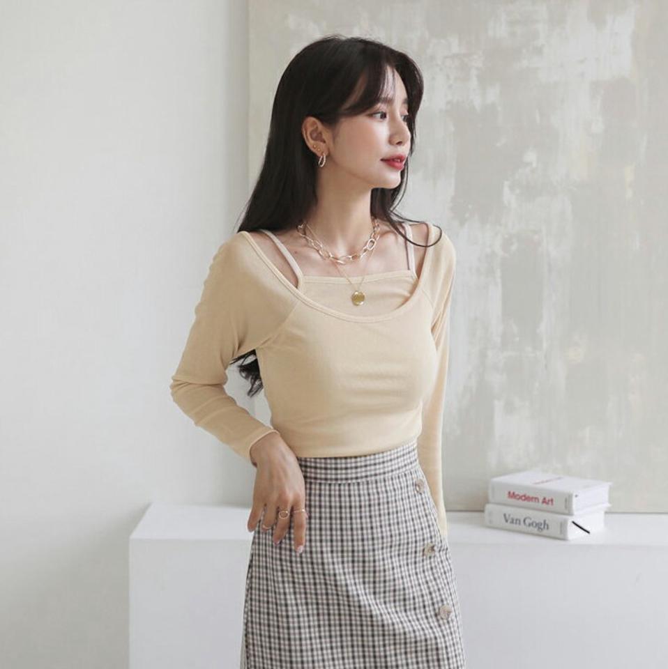 キャミ&ラグランTシャツSET・全4色・t64860 レディース 【tops】【韓国 ファッション トップス Tシャツ カットソー 長袖 セット スクエアネック キャミソール ラグランスリーブ フィット 上品 体型カーバー フェミニン ベーシック カジュアル 秋 冬】