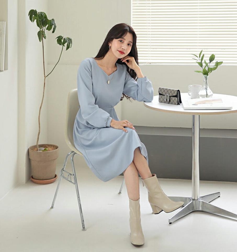 スクエアVネックワンピース・全4色・t64882 レディース 【ops】【韓国 ファッション ワンピース ロング ロングワンピース Aライン スクエアVネック フレア リボン 体型カバー フェミニン 上品 ベーシック シンプル カジュアル 秋 冬】