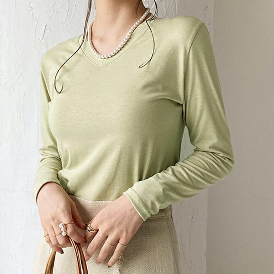 VネックスリムTシャツ・全5色・b66626 レディース 【tops】【トップス Tシャツ 長袖 スリム Vネック 単色 無地 シンプル ベーシック 大人 秋 冬 韓国 ファッション】【ハイホリHIHOLLI】【BT】