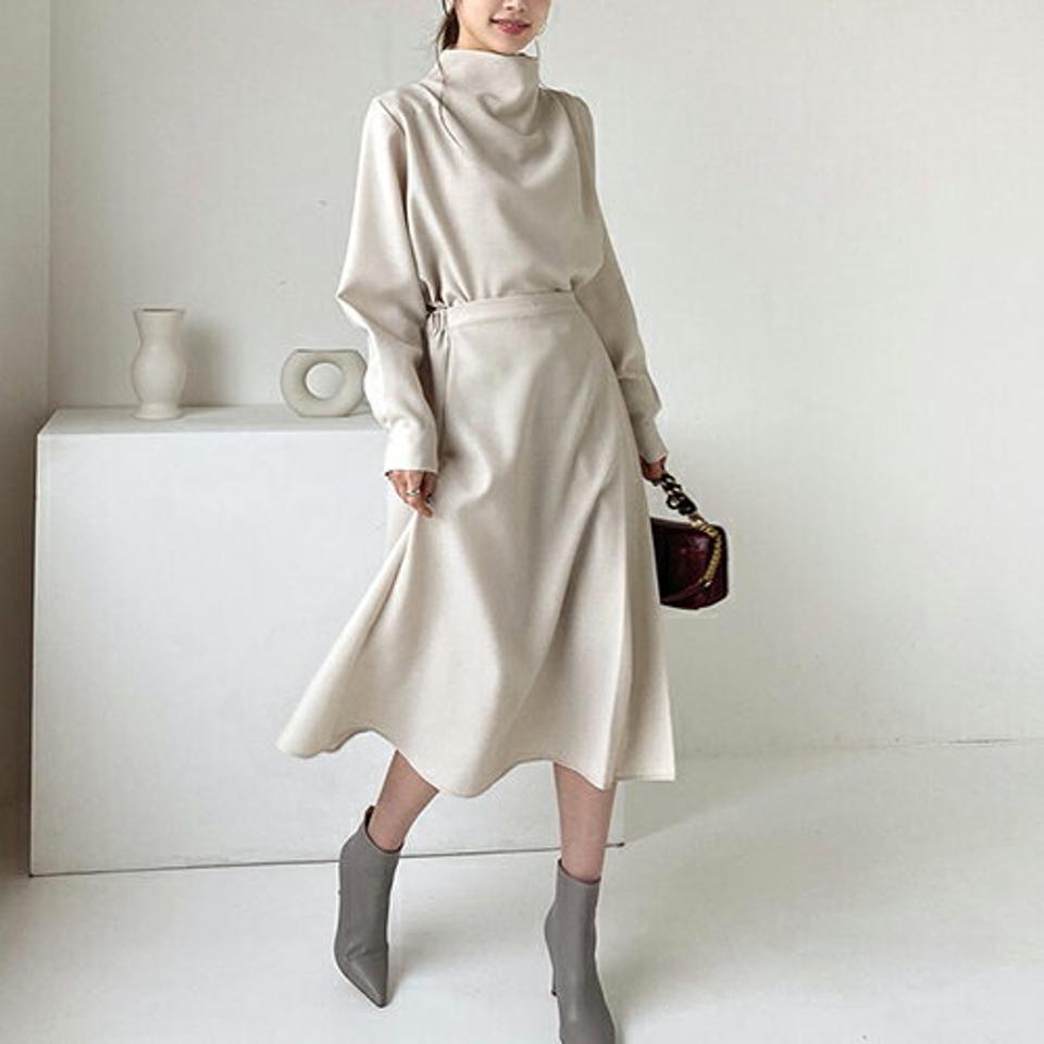 タックブラウス&スカートSET・全2色・t66641 レディース 【ops】【セットアップ setup トップス 長袖 ハーフネック ブラウス スカート ロングスカート 単色 無地 シンプル タック 秋 冬 韓国 ファッション】【ハイホリHIHOLLI】