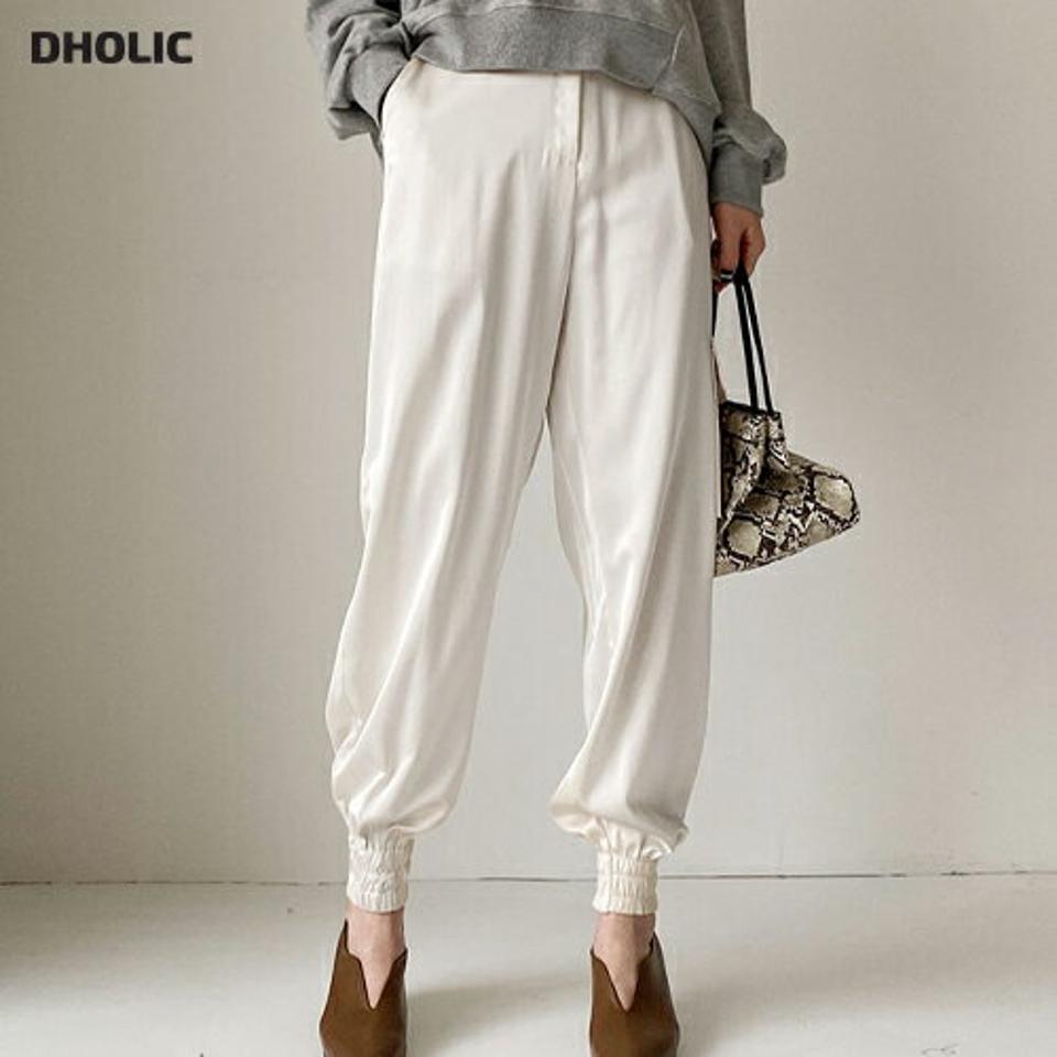 サテンジョガーパンツ・全3色・t66645 レディース 【pt】【パンツ ズボン ロングパンツ ジョガーパンツ サテン 単色 無地 シンプル カジュアル 秋 冬 韓国 ファッション】【ハイホリHIHOLLI】