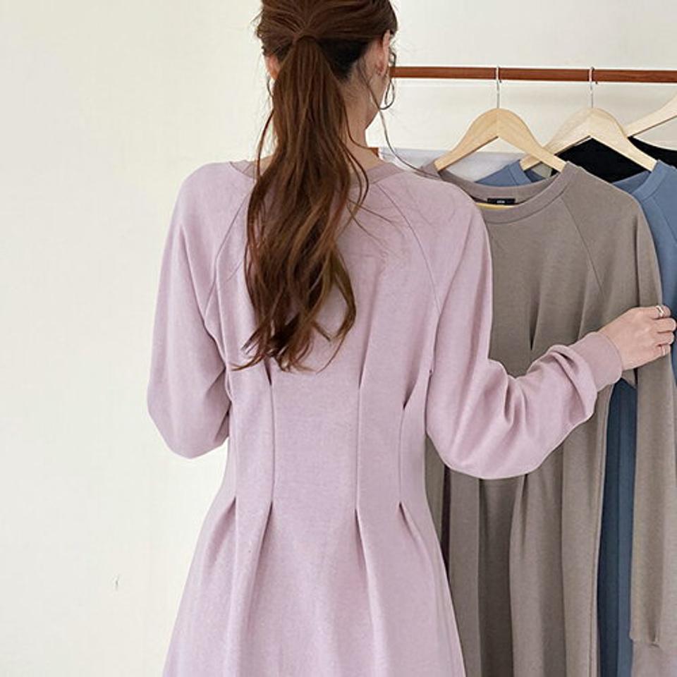 タックフレアワンピース・全4色・b66632 レディース 【ops】【ワンピース ロング ロングワンピース 長袖 フレア フレアワンピース タック 単色 無地 シンプル 大人 秋 冬 韓国 ファッション】【ハイホリHIHOLLI】