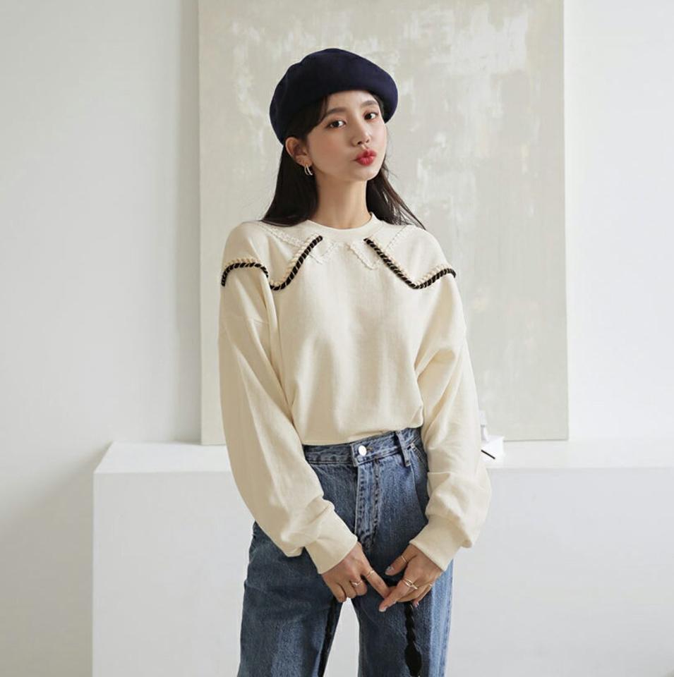 レースロープラインスウェット・全2色・t64869 レディース 【tops】【韓国 ファッション トップス スウェット Tシャツ カットソー 長袖 ラウンドネック レース 配色 無地 ルーズ ゆったり デイリー ベーシック カジュアル カジュアル 秋 冬】