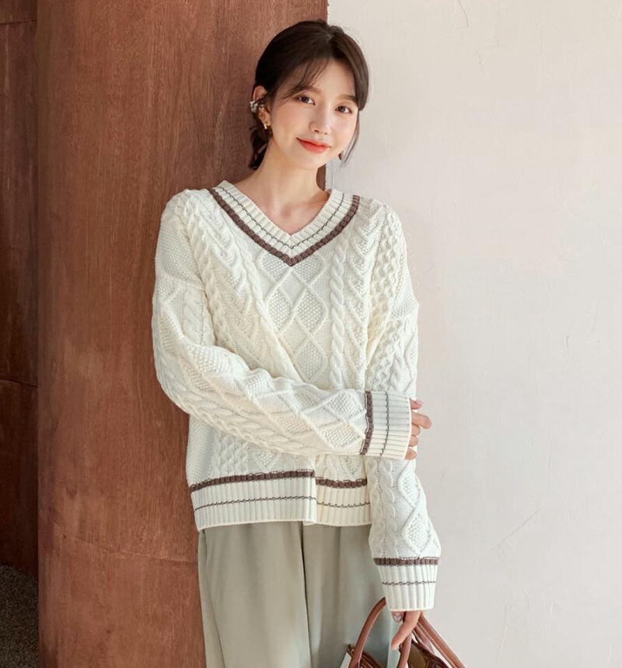 配色Vネックケーブルニット・全3色・t61515 レディース 【tops】【韓国 ファッション トップス ニット 長袖 ぼわん袖 Vネック ケーブルニット デコルテ ルーズ ラフ ゆったり 体型カーバー デイリー ベーシック カジュアル シンプル カジュアル 秋 冬】