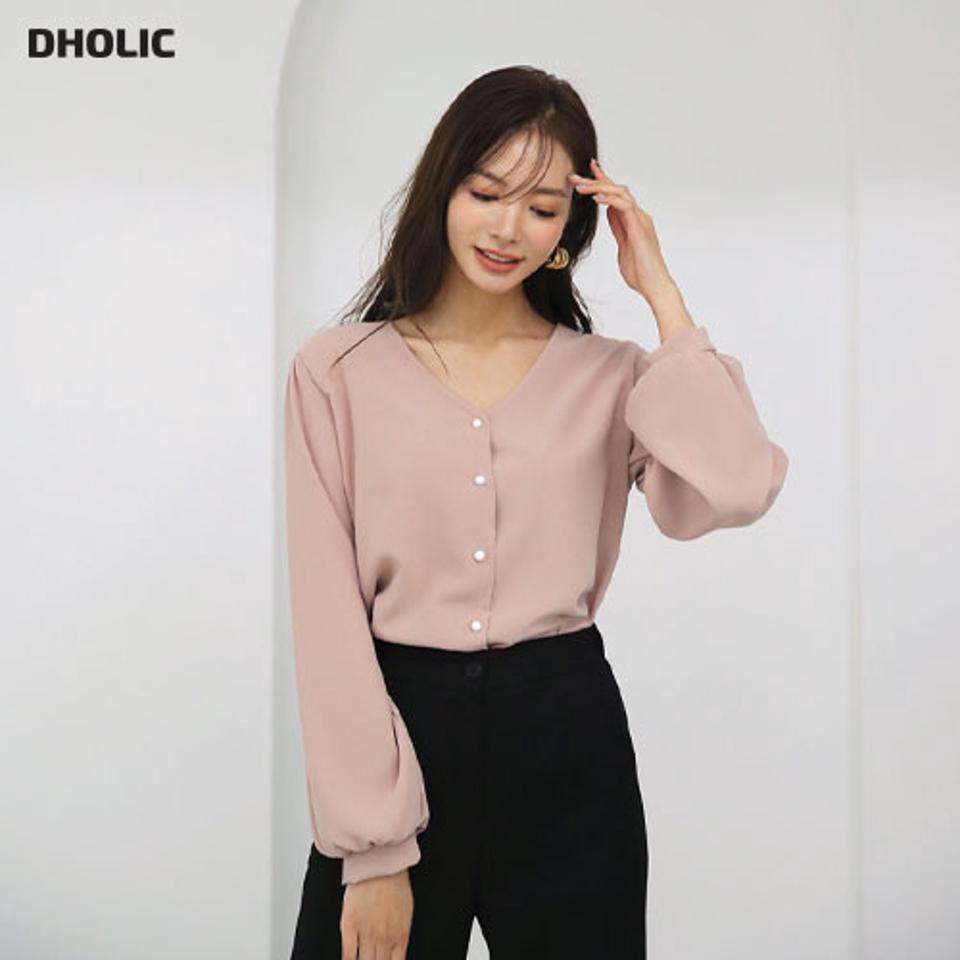Vネックパールボタンブラウス・全4色・t66603 レディース 【bl】【トップス ブラウス 長袖 パールボタン Vネック 単色 無地 シンプル フェミニン オフィスカジュアル ギャザー 秋 冬 韓国 ファッション】【ハイホリHIHOLLI】