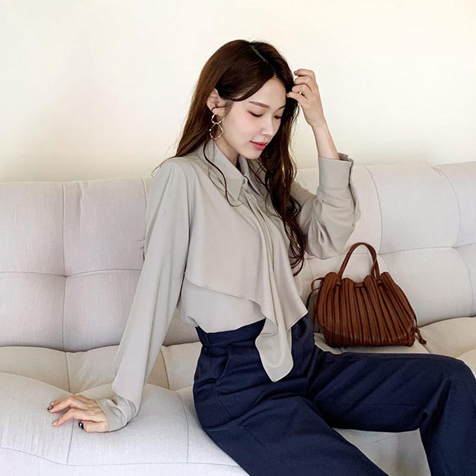 ラッフルカラーブラウス・全2色・b66558 レディース 【bl】【トップス ブラウス 長袖 ラッフル 単色 無地 シンプル オフィスカジュアル 大人 フェミニン 秋 冬 韓国 ファッション】【ハイホリHIHOLLI】