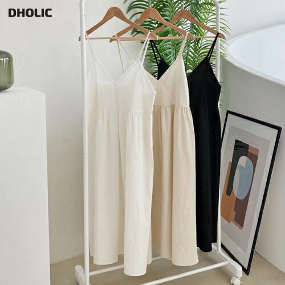 レースネックキャミワンピース・全3色・t61523 レディース 【ops】韓国ファッション ワンピース ロングワンピース Vネック レース レイヤード スリーブレス キャミソール キャミ ギャザー 体型カバー フェミニン 上品 ベーシック シンプル 秋 冬