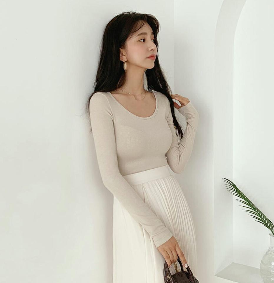 スリムUネックTシャツ・全4色・t61512 レディース 【tops】【韓国 ファッション トップス Tシャツ カットソー 長袖 Uネック 上品 リブ フィット スリム アンバランス丈 ラウンドカット 体型カーバー フェミニン シンプル デイリー ベーシック 秋 冬】