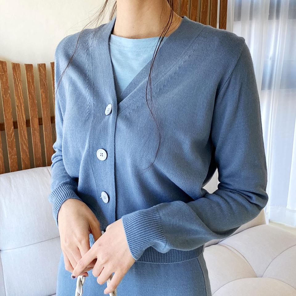 ボタンニットカーディガン&フレアスカートSET・全3色・b66577 レディース 【ops】【カーディガン 長袖 トップス スカート ロングスカート ロング ニット ニットアップ setup セットアップ 秋 冬 韓国 ファッション】【ハイホリHIHOLLI】