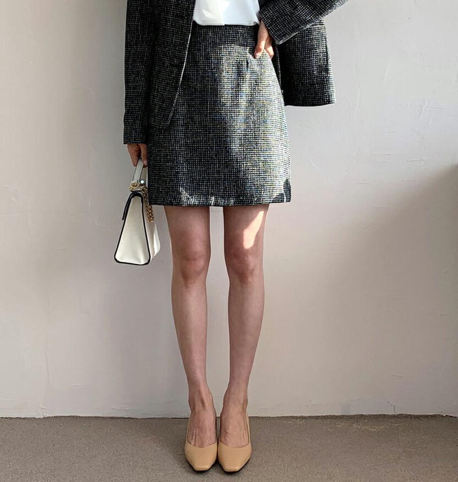 ツイードミニスカート・全2色・t61529 レディース 【sk】【韓国 ファッション ボトムス スカート ショート ミニ 高級感 ツイード バックファスナー カジュアル フェミニン シンプル スリム 体型カーバー 細身 ベーシック デイリー カジュアル 秋 冬】