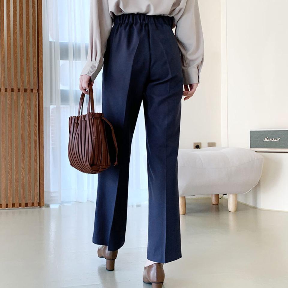 ストレートスラックス・全4色・t66582 レディース 【pt】【スラックス　パンツ ズボン ロングパンツ ストレート ストレートパンツ 単色 無地 シンプル ベーシック 秋 冬 韓国 ファッション】【ハイホリHIHOLLI】