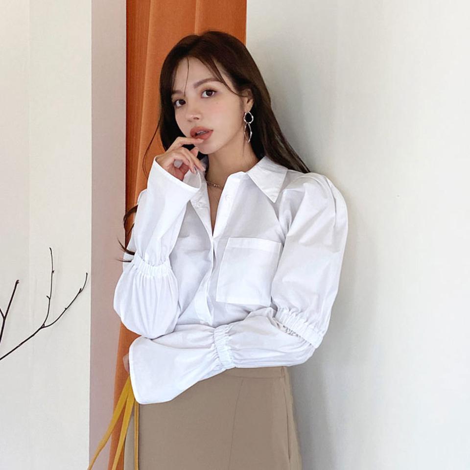 パフスリーブシャツ・全2色・b66604 レディース 【bl】【トップス シャツ 長袖 単色 無地 シンプル パフスリーブ パフ袖 フェミニン 可愛い かわいい 秋 冬 韓国 ファッション】【ハイホリHIHOLLI】